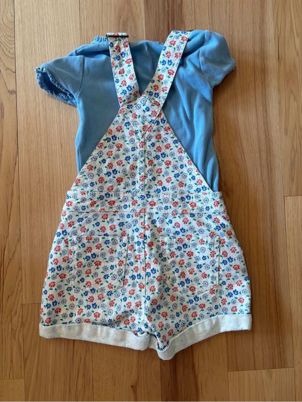 Mini Boden White Floral Short Overalls with Blue Tee - Picture 2 of 4